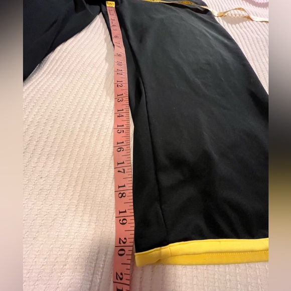 Under Armour All Seasons Gear Capri workout yoga pants M - Picture 8 of 11